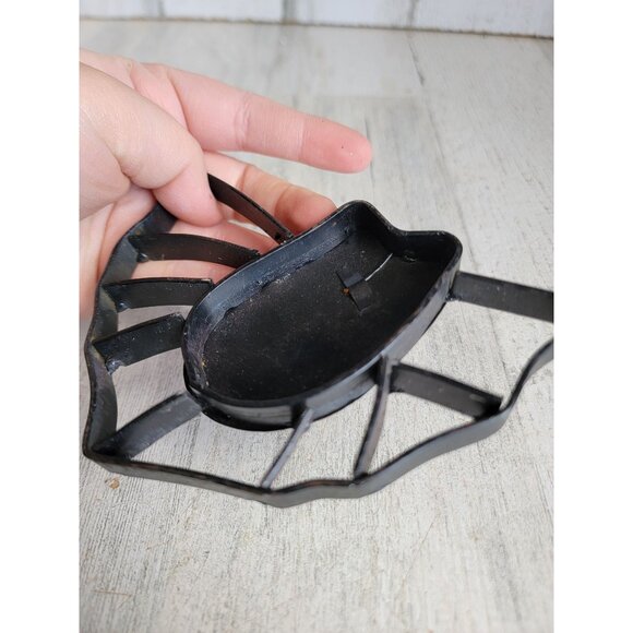 Metal‎ mini black bat dish hanging Halloween home decor figure vintage - Picture 6 of 6